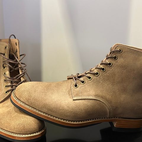 Onderhoud SPL02 in Horween Marine Field Roughout