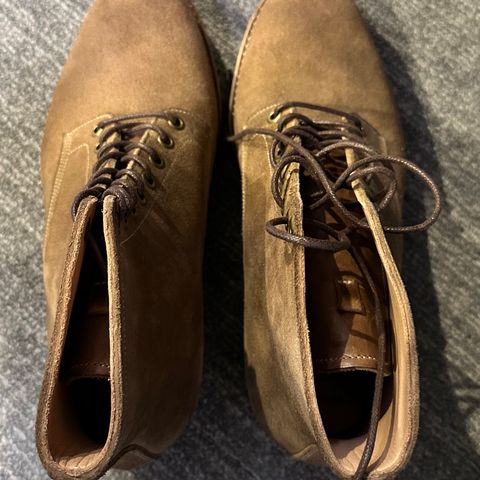 Onderhoud SPL02 in Horween Marine Field Roughout