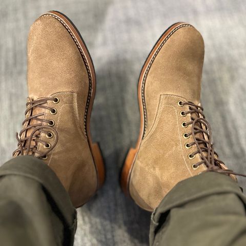 Onderhoud SPL02 in Horween Marine Field Roughout