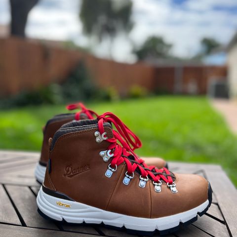 Danner Mountain Light in Light Brown Full Grain