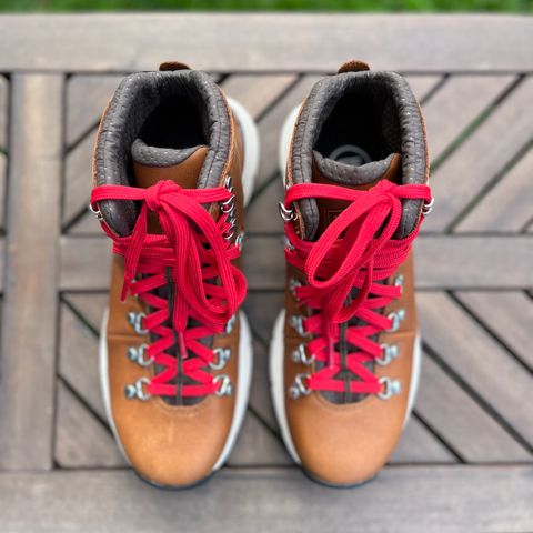 Danner Mountain Light in Light Brown Full Grain