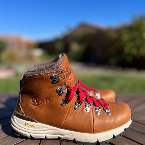 Danner Mountain Light in Light Brown Full Grain