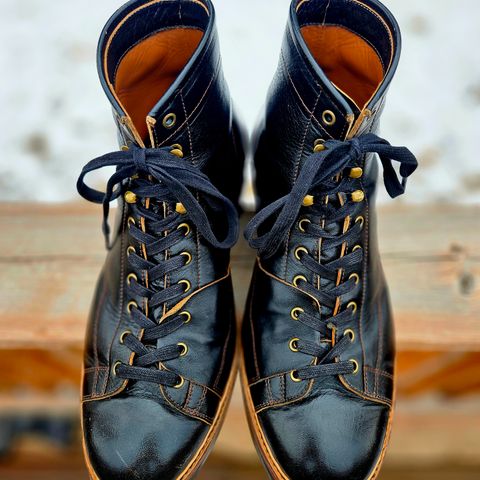Jakkrabbits Monkey Boot in Shinki Black Teacore Horsebutt