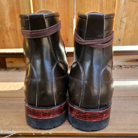 Jakkrabbits Monkey Boot in Maryam Olive Horsebutt