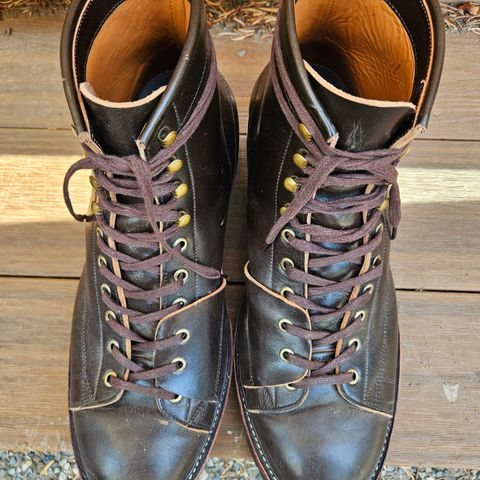 Jakkrabbits Monkey Boot in Maryam Olive Horsebutt