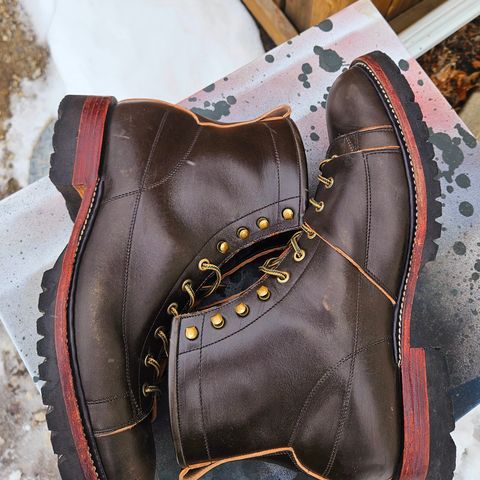 Jakkrabbits Monkey Boot in Maryam Olive Horsebutt