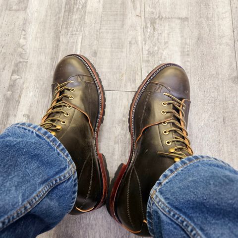 Jakkrabbits Monkey Boot in Maryam Olive Horsebutt