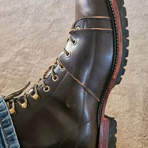 Jakkrabbits Monkey Boot in Maryam Olive Horsebutt