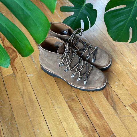 View photo of Viberg Hiker in Horween Natural Chromexcel Roughout