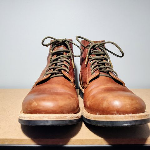 Oak Street Bootmakers Field Boot in Seidel Light Brown Mustang