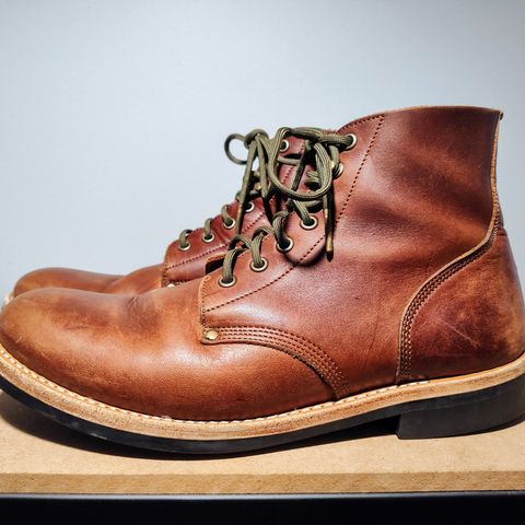 Oak Street Bootmakers Field Boot in Seidel Light Brown Mustang