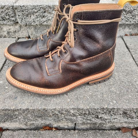 Tricker's Burford Plain Derby Boot in Horween Java Waxed Flesh