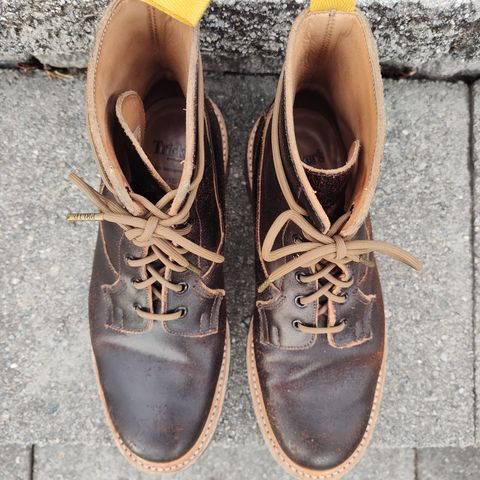 Tricker's Burford Plain Derby Boot in Horween Java Waxed Flesh