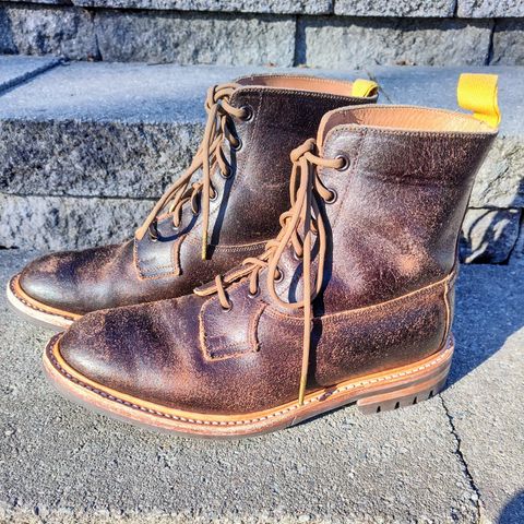 Tricker's Burford Plain Derby Boot in Horween Java Waxed Flesh
