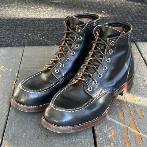 View photo of Red Wing 9874 in S.B. Foot Black Klondike