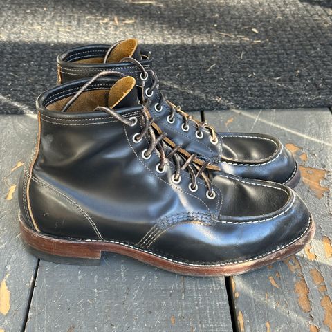 View photo of Red Wing 9874 in S.B. Foot Black Klondike