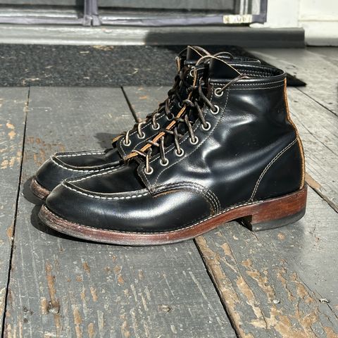 View photo of Red Wing 9874 in S.B. Foot Black Klondike