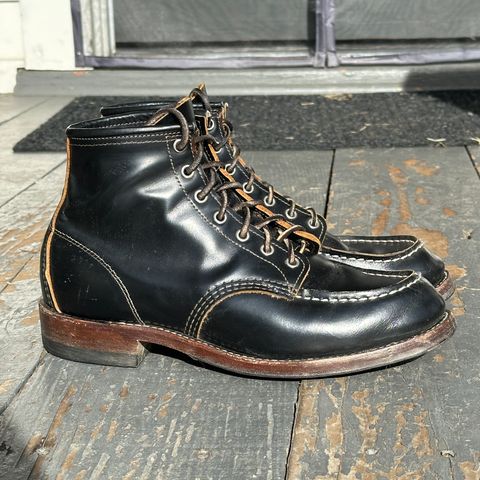 View photo of Red Wing 9874 in S.B. Foot Black Klondike