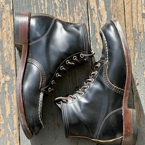 View photo of Red Wing 9874 in S.B. Foot Black Klondike