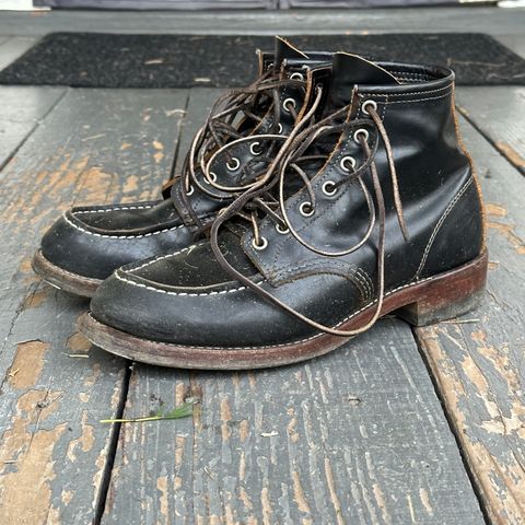 View photo of Red Wing 9874 in S.B. Foot Black Klondike