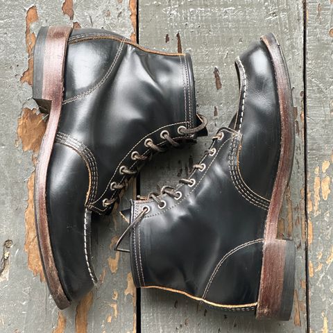 View photo of Red Wing 9874 in S.B. Foot Black Klondike