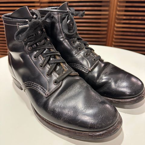 View photo of Red Wing Beckman Flatbox in S.B. Foot Black Klondike