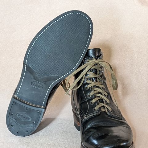 View photo of Red Wing Beckman Flatbox in S.B. Foot Black Klondike