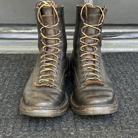 White's Bounty Hunter in Horween Black Chromexcel Horsehide