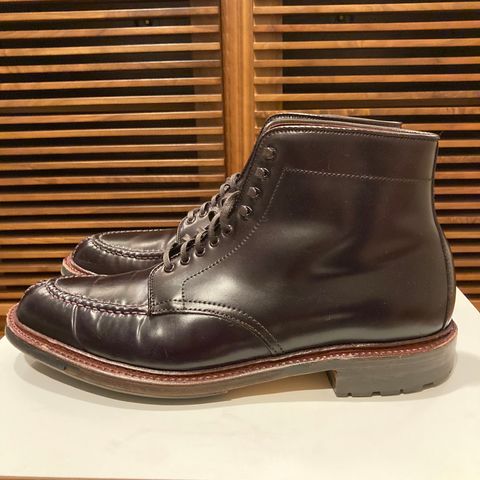 Search result thumbnail of Alden Tanker Boot in Horween Color 8 Shell Cordovan