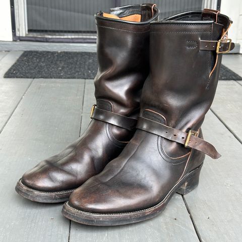 Unsung U 22-2 Engineer Boot in Maryam Toscanello Horsebutt Overdyed Black