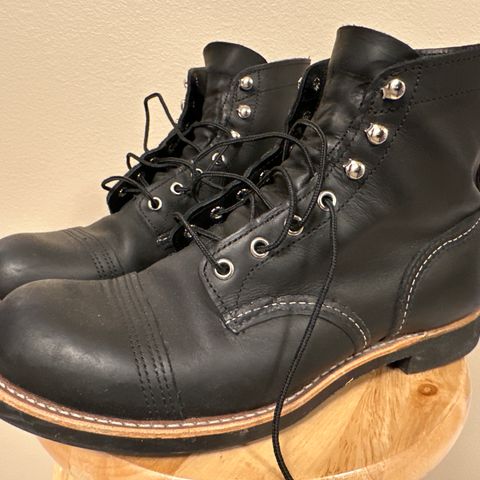 Red Wing Iron Ranger in S.B. Foot Black Harness
