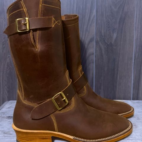Fortis Tapak 2.0 Engineer Boots in Indonesian Dark Brown Pull Up