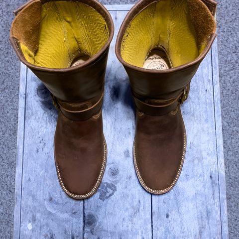 Fortis Tapak 2.0 Engineer Boots in Indonesian Dark Brown Pull Up