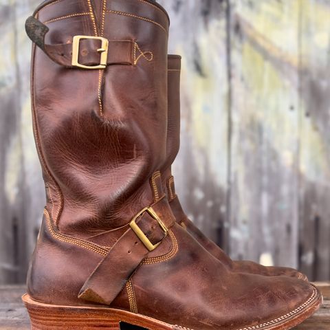 Fortis Tapak 2.0 Engineer Boots in Indonesian Dark Brown Pull Up