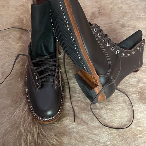 White's 350 Cutter in Seidel Brown Dress