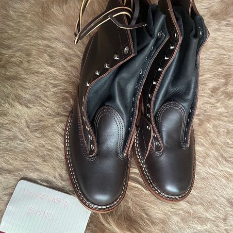 White's 350 Cutter in Seidel Brown Dress