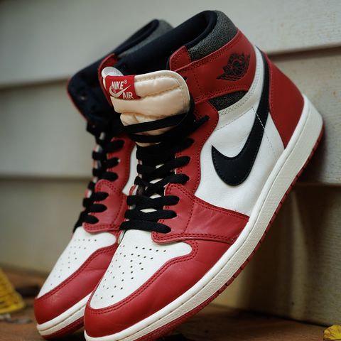 Nike Air Jordan 1 Lost & Found Chicago in Unknown Leather