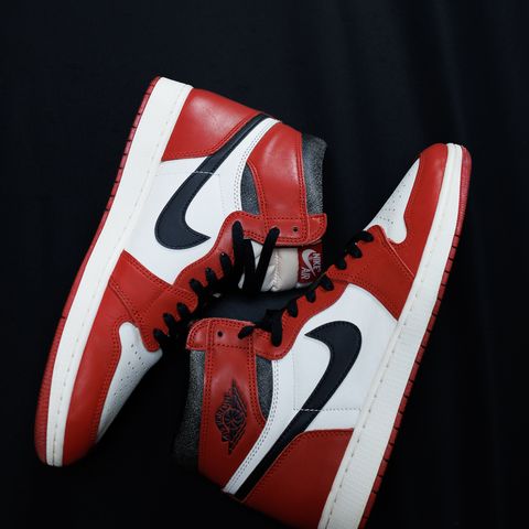 Nike Air Jordan 1 Lost & Found Chicago in Unknown Leather