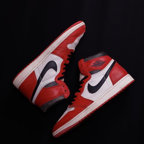 Nike Air Jordan 1 Lost & Found Chicago in Unknown Leather