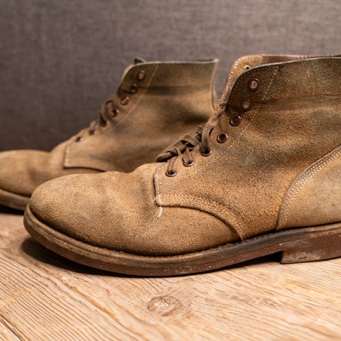 Oak Street Bootmakers Field Boot in Horween Natural Chromexcel Roughout