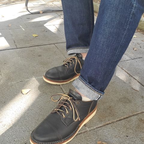Viberg 145 Oxford in Horween Black Chromexcel