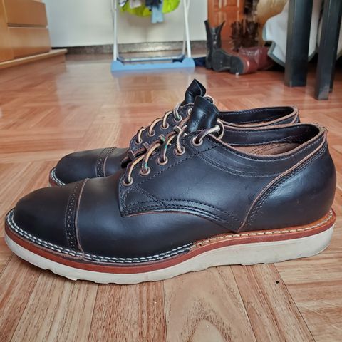 Viberg 145 Oxford in Horween Black Chromexcel