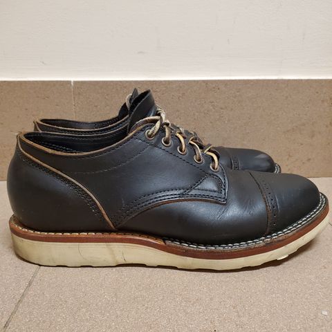 Viberg 145 Oxford in Horween Black Chromexcel