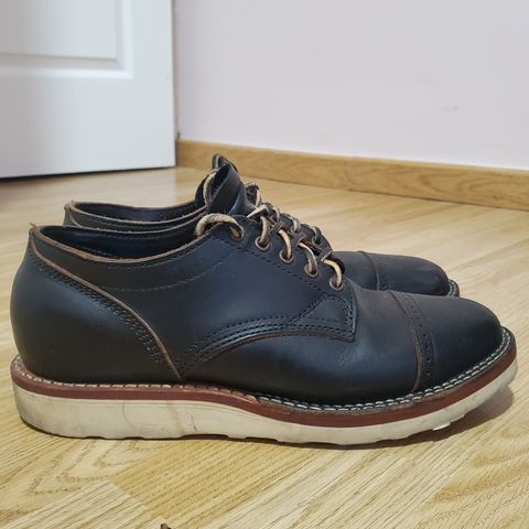 Viberg 145 Oxford in Horween Black Chromexcel