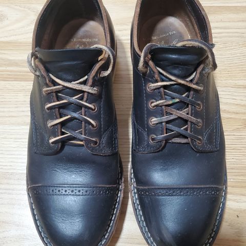 Viberg 145 Oxford in Horween Black Chromexcel