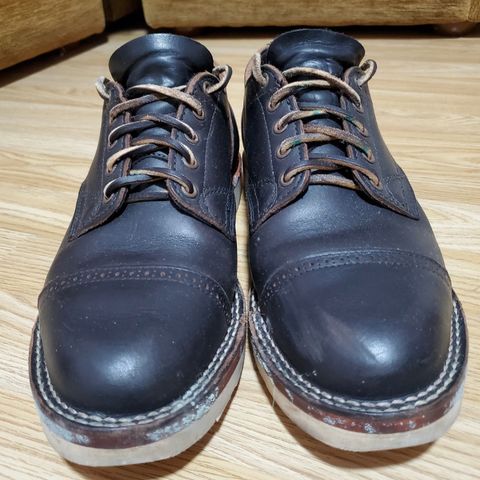 Viberg 145 Oxford in Horween Black Chromexcel