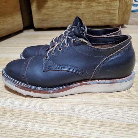 Viberg 145 Oxford in Horween Black Chromexcel