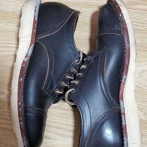 Viberg 145 Oxford in Horween Black Chromexcel