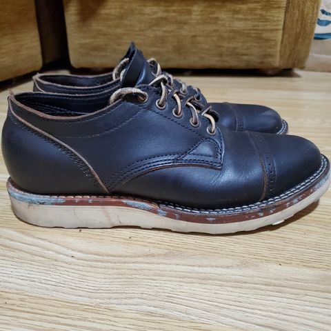 Viberg 145 Oxford in Horween Black Chromexcel