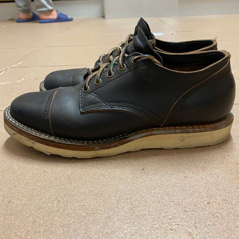 Viberg 145 Oxford in Horween Black Chromexcel